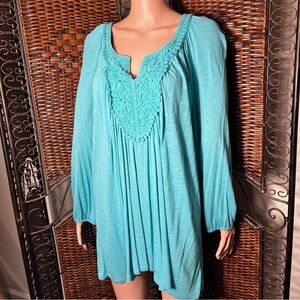 Apt 9 Green Womens Boho Shirt 2X Appliqué Around Neckline‎ Elastic Sleeves Cute